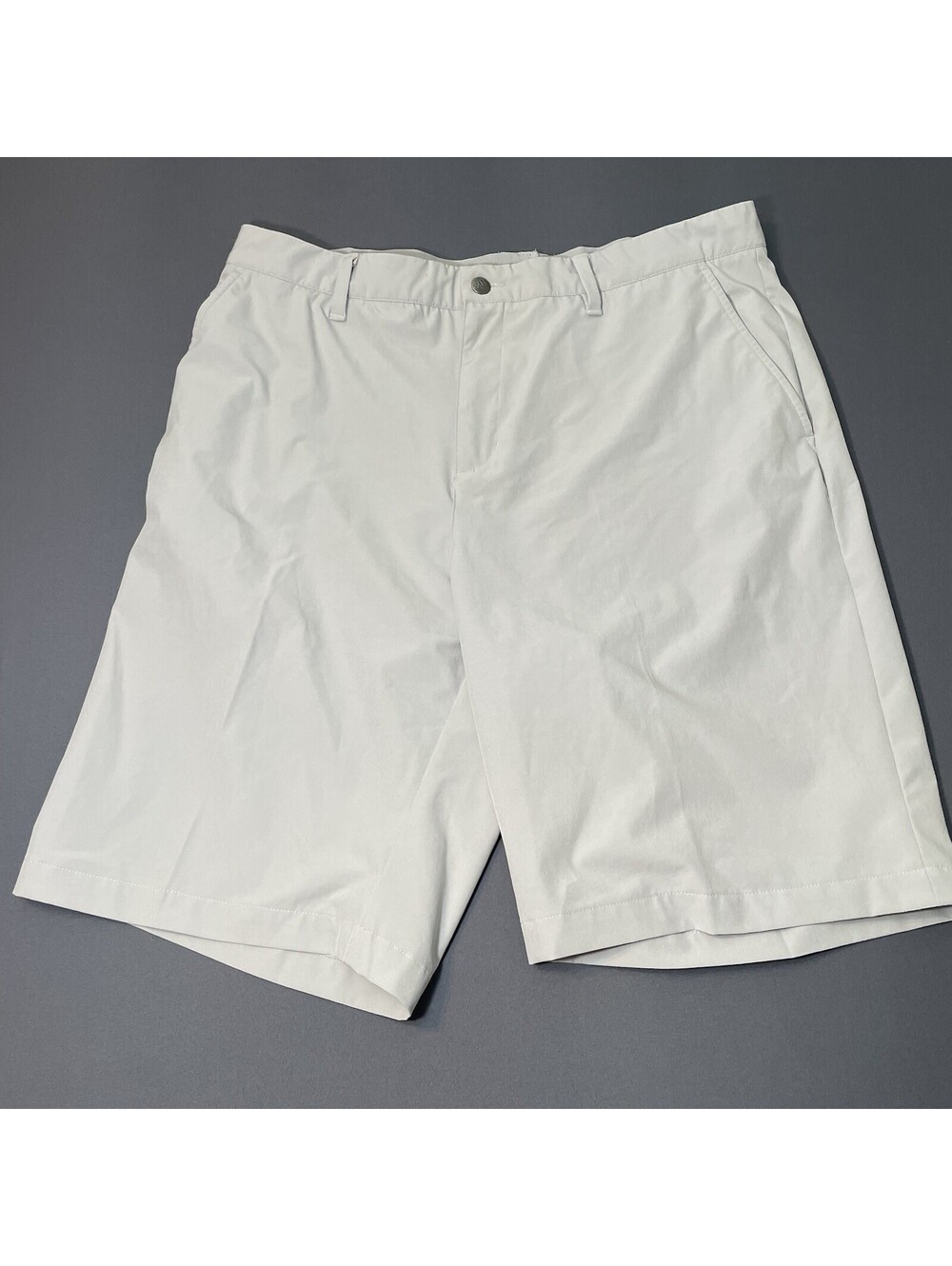 Adidas Mens Golf Shorts Gray Size 38 Performance Stretch Flat Front Grey